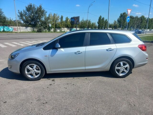 Сірий Опель Астра, об'ємом двигуна 1.7 л та пробігом 242 тис. км за 5000 $, фото 2 на Automoto.ua