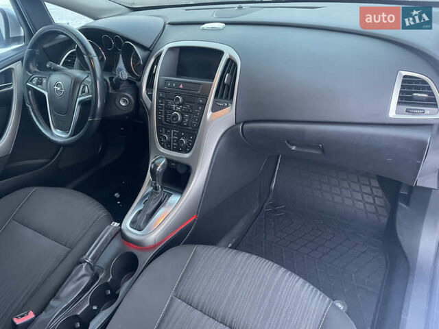 Серый Опель Астра, объемом двигателя 2 л и пробегом 219 тыс. км за 8999 $, фото 7 на Automoto.ua