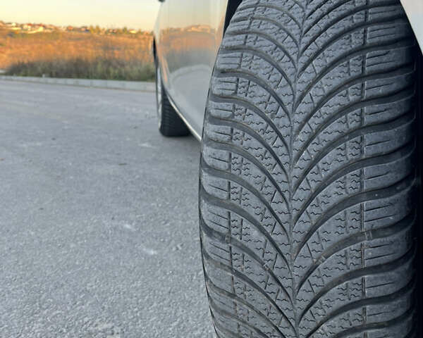 Сірий Опель Астра, об'ємом двигуна 1.96 л та пробігом 260 тис. км за 5799 $, фото 6 на Automoto.ua