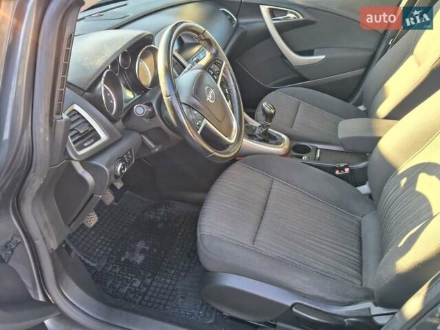 Серый Опель Астра, объемом двигателя 1.6 л и пробегом 176 тыс. км за 7200 $, фото 20 на Automoto.ua