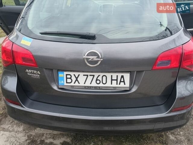 Серый Опель Астра, объемом двигателя 1.4 л и пробегом 180 тыс. км за 6500 $, фото 7 на Automoto.ua