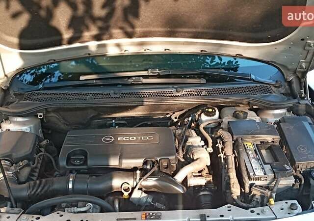 Серый Опель Астра, объемом двигателя 1.69 л и пробегом 187 тыс. км за 6800 $, фото 16 на Automoto.ua