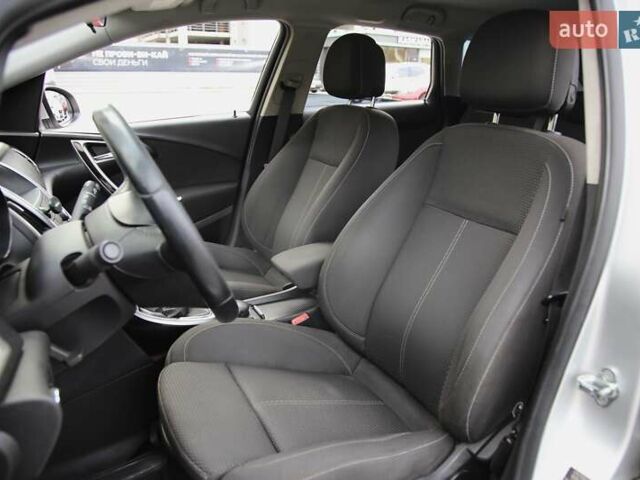 Серый Опель Астра, объемом двигателя 1.69 л и пробегом 233 тыс. км за 7800 $, фото 6 на Automoto.ua