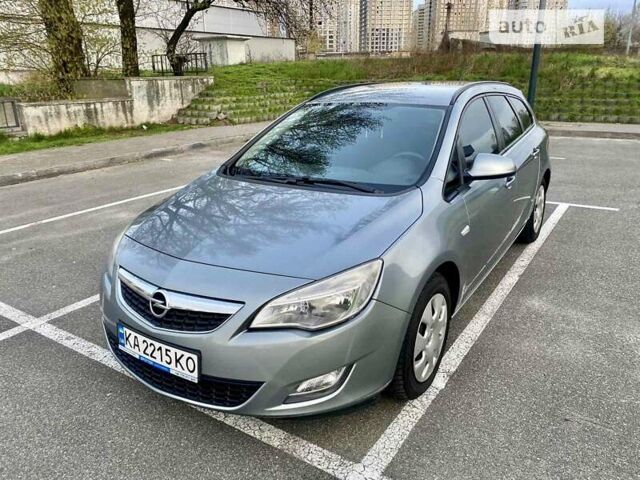 Сірий Опель Астра, об'ємом двигуна 1.3 л та пробігом 200 тис. км за 6300 $, фото 4 на Automoto.ua