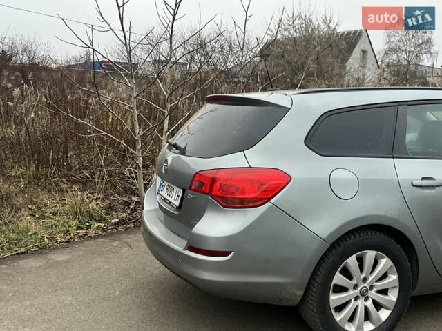 Сірий Опель Астра, об'ємом двигуна 1.96 л та пробігом 260 тис. км за 4950 $, фото 5 на Automoto.ua