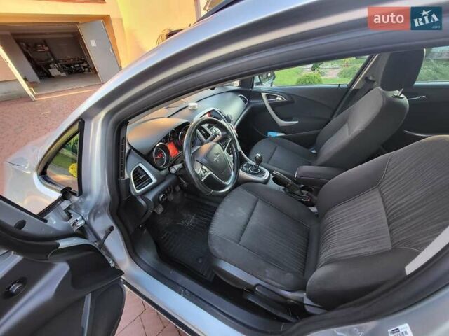 Опель Астра 2011 в Самборе на Automoto.ua Серый Опель Астра, объемом двигателя 1.3 л и пробегом 222 тыс. км за 6900 $, фото 7 на Automoto.ua