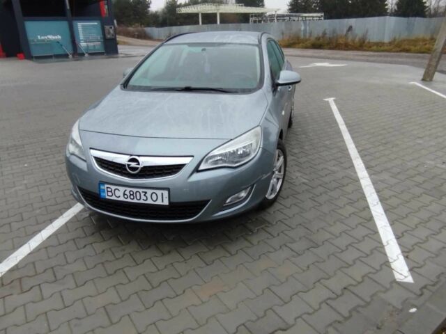 Серый Опель Астра, объемом двигателя 1.2 л и пробегом 254 тыс. км за 5000 $, фото 12 на Automoto.ua