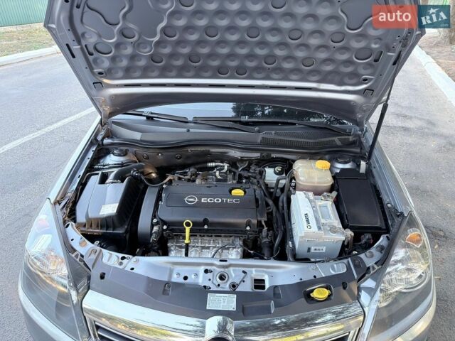 Сірий Опель Астра, об'ємом двигуна 0 л та пробігом 295 тис. км за 6500 $, фото 9 на Automoto.ua