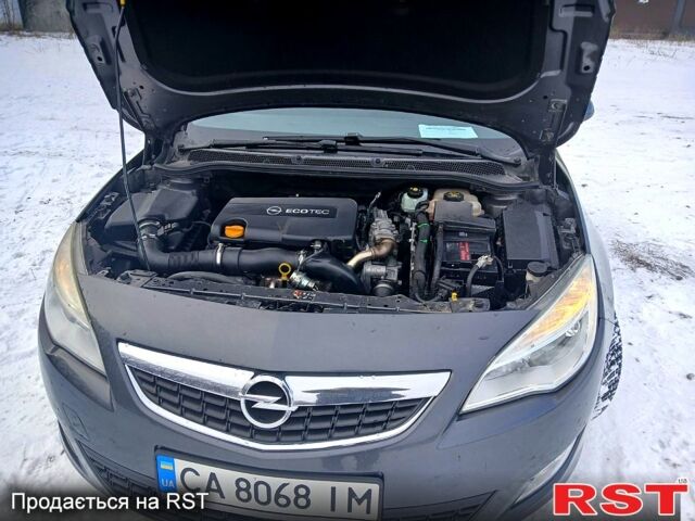 Серый Опель Астра, объемом двигателя 1.7 л и пробегом 0 тыс. км за 7500 $, фото 2 на Automoto.ua