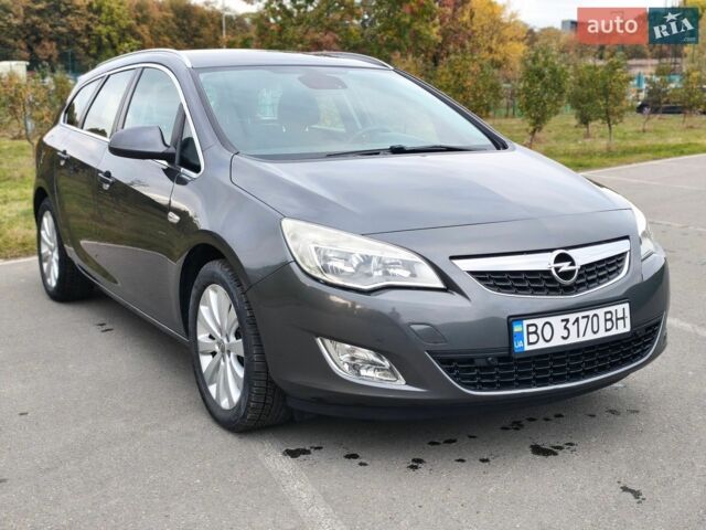 Сірий Опель Астра, об'ємом двигуна 1.4 л та пробігом 228 тис. км за 6850 $, фото 2 на Automoto.ua