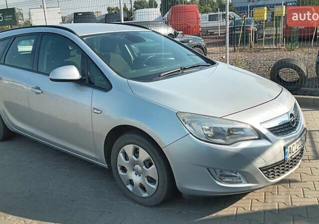 Серый Опель Астра, объемом двигателя 1.69 л и пробегом 187 тыс. км за 6800 $, фото 8 на Automoto.ua