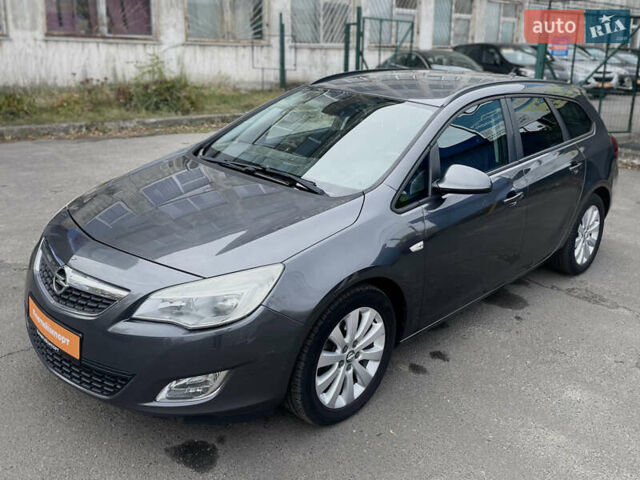 Сірий Опель Астра, об'ємом двигуна 1.7 л та пробігом 204 тис. км за 8700 $, фото 25 на Automoto.ua