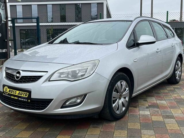 Серый Опель Астра, объемом двигателя 1.3 л и пробегом 238 тыс. км за 5499 $, фото 2 на Automoto.ua
