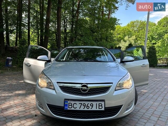 Сірий Опель Астра, об'ємом двигуна 1.25 л та пробігом 238 тис. км за 5800 $, фото 5 на Automoto.ua
