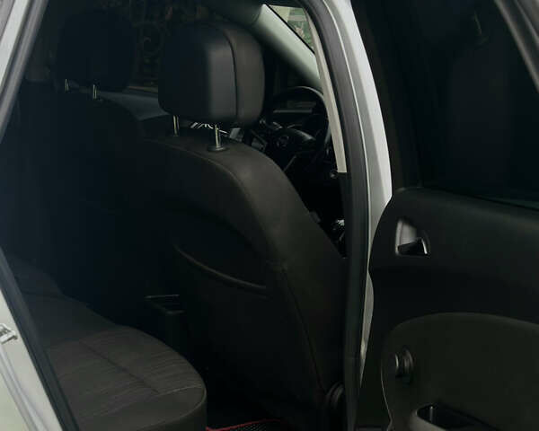 Серый Опель Астра, объемом двигателя 1.7 л и пробегом 261 тыс. км за 6900 $, фото 14 на Automoto.ua