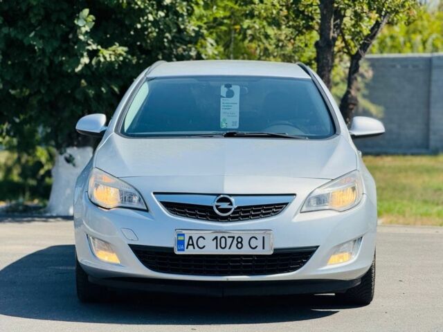 Сірий Опель Астра, об'ємом двигуна 1.7 л та пробігом 190 тис. км за 7750 $, фото 13 на Automoto.ua