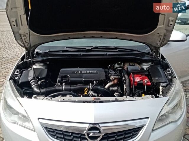 Сірий Опель Астра, об'ємом двигуна 1.69 л та пробігом 230 тис. км за 6200 $, фото 4 на Automoto.ua
