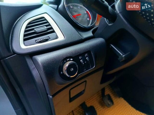 Сірий Опель Астра, об'ємом двигуна 1.69 л та пробігом 263 тис. км за 5900 $, фото 53 на Automoto.ua