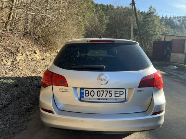 Серый Опель Астра, объемом двигателя 1.7 л и пробегом 280 тыс. км за 4500 $, фото 2 на Automoto.ua