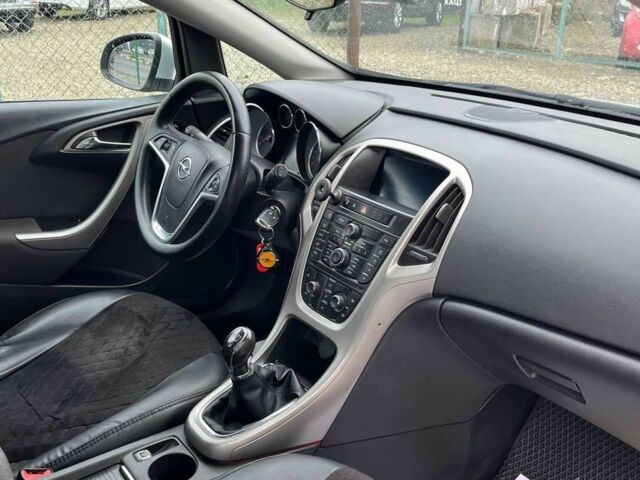 Серый Опель Астра, объемом двигателя 1.3 л и пробегом 238 тыс. км за 5499 $, фото 21 на Automoto.ua