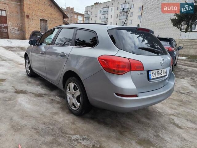 Сірий Опель Астра, об'ємом двигуна 1.7 л та пробігом 309 тис. км за 5650 $, фото 4 на Automoto.ua
