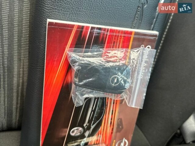 Сірий Опель Астра, об'ємом двигуна 1.69 л та пробігом 248 тис. км за 6750 $, фото 43 на Automoto.ua