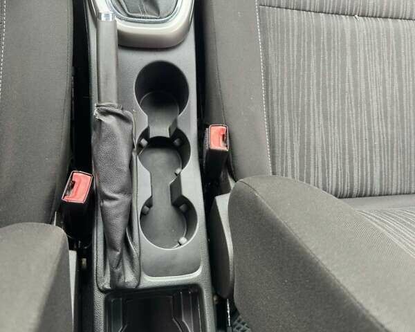 Серый Опель Астра, объемом двигателя 1.69 л и пробегом 240 тыс. км за 6200 $, фото 8 на Automoto.ua