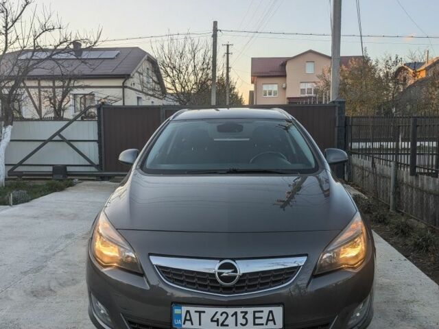 Сірий Опель Астра, об'ємом двигуна 1.2 л та пробігом 280 тис. км за 6324 $, фото 1 на Automoto.ua