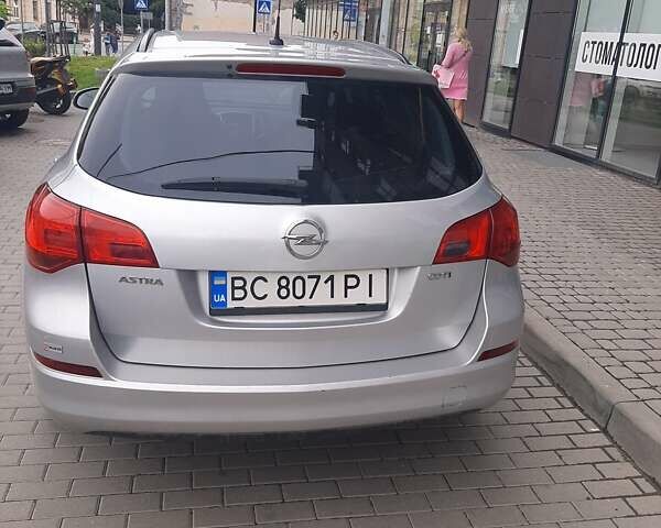 Сірий Опель Астра, об'ємом двигуна 1.69 л та пробігом 280 тис. км за 6000 $, фото 1 на Automoto.ua