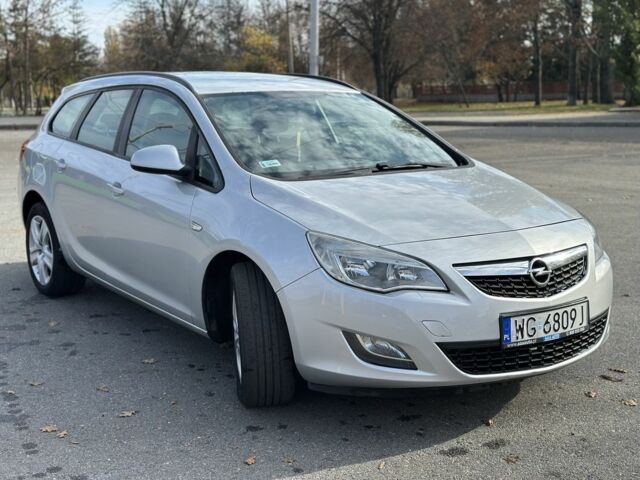 Серый Опель Астра, объемом двигателя 0 л и пробегом 123 тыс. км за 3500 $, фото 3 на Automoto.ua