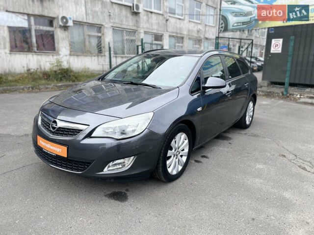 Сірий Опель Астра, об'ємом двигуна 1.7 л та пробігом 204 тис. км за 8700 $, фото 24 на Automoto.ua