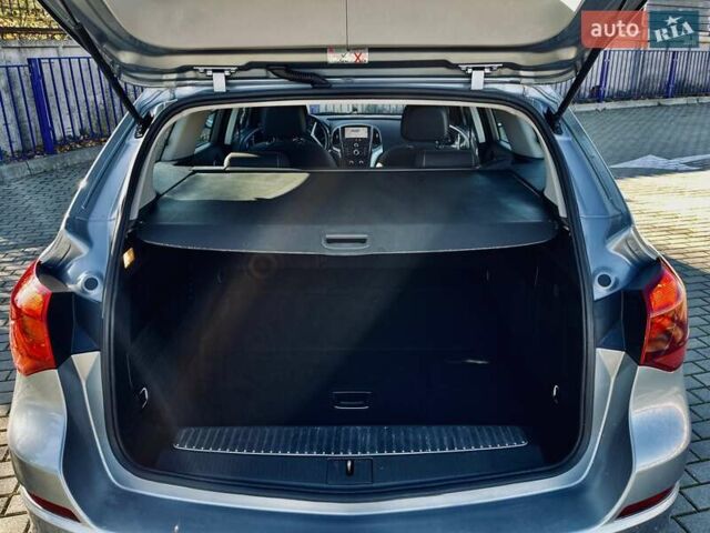 Серый Опель Астра, объемом двигателя 1.7 л и пробегом 259 тыс. км за 7700 $, фото 23 на Automoto.ua