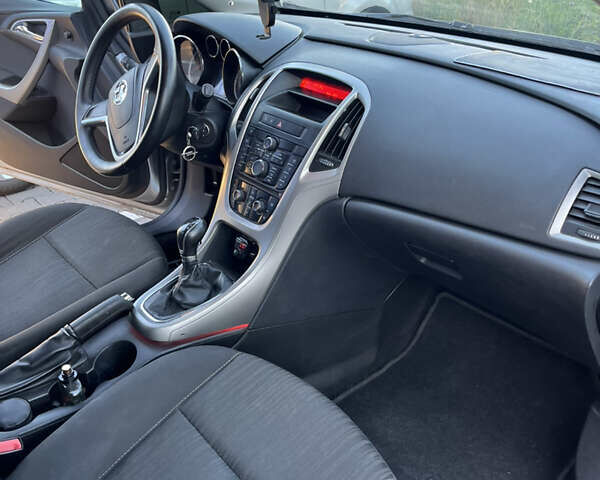 Сірий Опель Астра, об'ємом двигуна 1.96 л та пробігом 260 тис. км за 5799 $, фото 12 на Automoto.ua