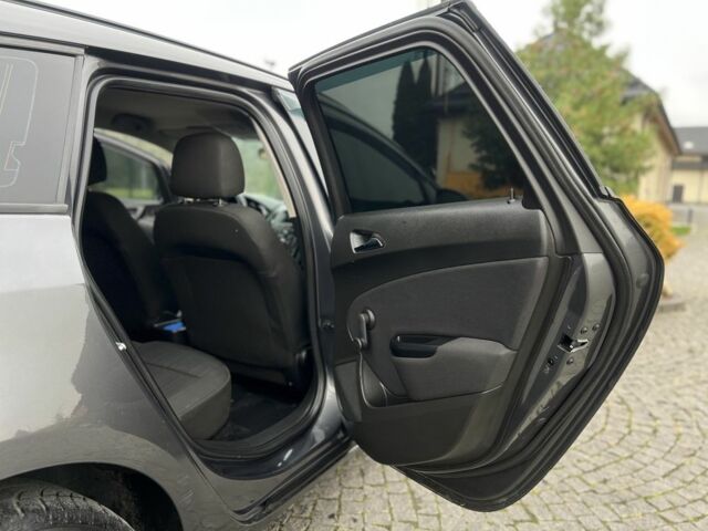 Серый Опель Астра, объемом двигателя 1.2 л и пробегом 264 тыс. км за 4750 $, фото 14 на Automoto.ua