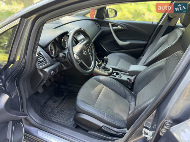Сірий Опель Астра, об'ємом двигуна 1.69 л та пробігом 160 тис. км за 6000 $, фото 33 на Automoto.ua
