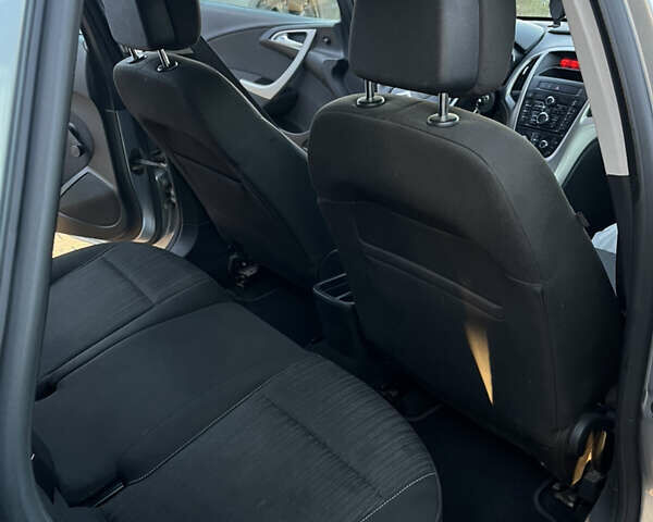 Сірий Опель Астра, об'ємом двигуна 1.96 л та пробігом 260 тис. км за 5799 $, фото 16 на Automoto.ua