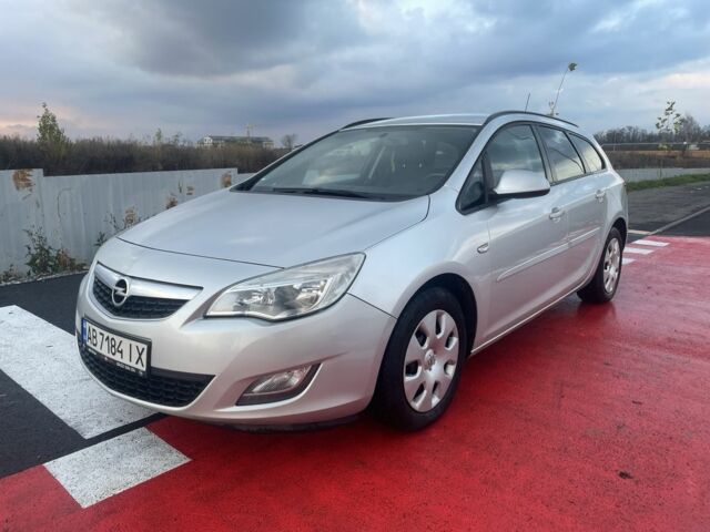 Серый Опель Астра, объемом двигателя 1.2 л и пробегом 255 тыс. км за 5700 $, фото 1 на Automoto.ua