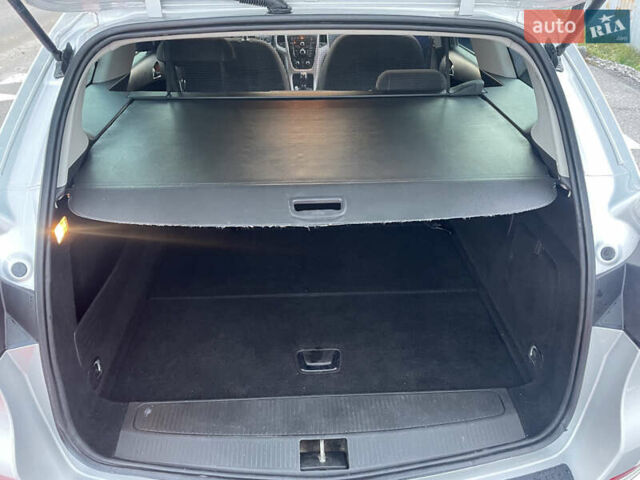 Серый Опель Астра, объемом двигателя 1.3 л и пробегом 255 тыс. км за 5700 $, фото 11 на Automoto.ua