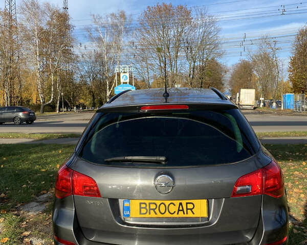 Опель Астра 2011 у Луцьку на Automoto.ua Сірий Опель Астра, об'ємом двигуна 1.4 л та пробігом 125 тис. км за 6700 $, фото 4 на Automoto.ua