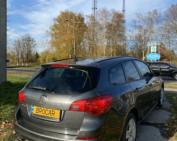 Опель Астра 2011 у Луцьку на Automoto.ua Сірий Опель Астра, об'ємом двигуна 1.4 л та пробігом 125 тис. км за 6700 $, фото 3 на Automoto.ua
