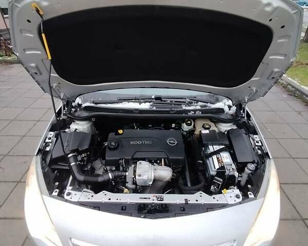 Серый Опель Астра, объемом двигателя 1.3 л и пробегом 236 тыс. км за 6950 $, фото 26 на Automoto.ua