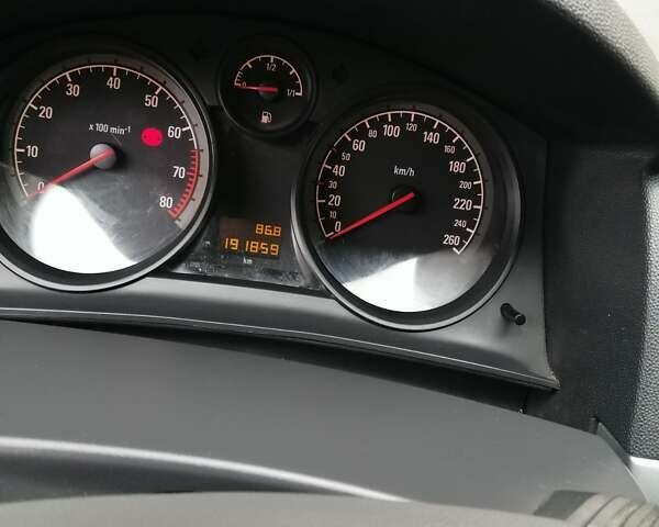 Сірий Опель Астра, об'ємом двигуна 1.6 л та пробігом 192 тис. км за 6300 $, фото 2 на Automoto.ua