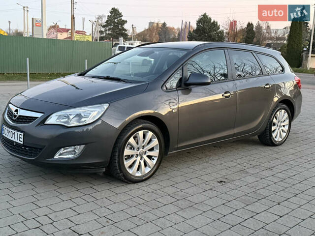 Серый Опель Астра, объемом двигателя 1.7 л и пробегом 215 тыс. км за 7350 $, фото 23 на Automoto.ua