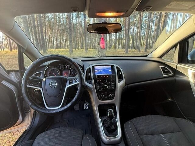 Сірий Опель Астра, об'ємом двигуна 1.69 л та пробігом 250 тис. км за 5800 $, фото 10 на Automoto.ua