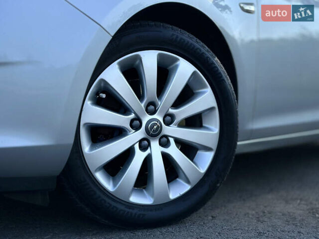 Сірий Опель Астра, об'ємом двигуна 1.7 л та пробігом 272 тис. км за 7100 $, фото 7 на Automoto.ua