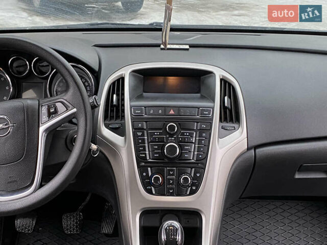 Сірий Опель Астра, об'ємом двигуна 1.7 л та пробігом 298 тис. км за 6250 $, фото 38 на Automoto.ua