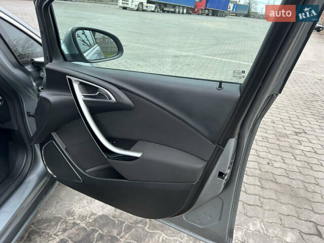 Сірий Опель Астра, об'ємом двигуна 1.7 л та пробігом 185 тис. км за 7500 $, фото 11 на Automoto.ua