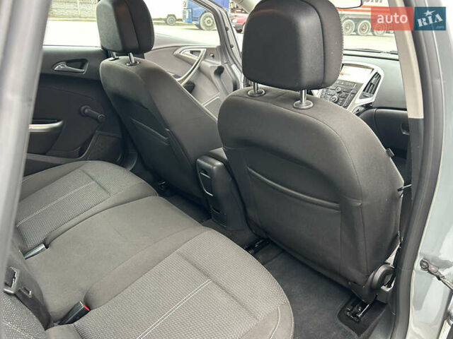 Сірий Опель Астра, об'ємом двигуна 1.7 л та пробігом 185 тис. км за 7500 $, фото 12 на Automoto.ua