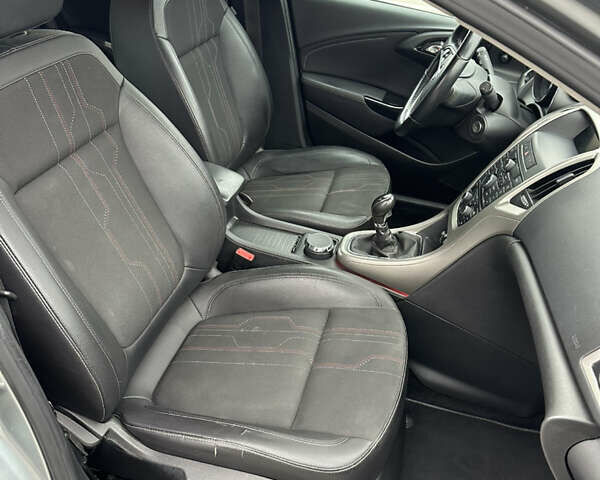 Серый Опель Астра, объемом двигателя 1.69 л и пробегом 178 тыс. км за 6200 $, фото 16 на Automoto.ua