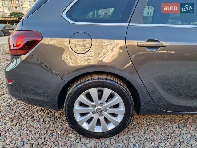 Серый Опель Астра, объемом двигателя 1.6 л и пробегом 184 тыс. км за 9900 $, фото 15 на Automoto.ua